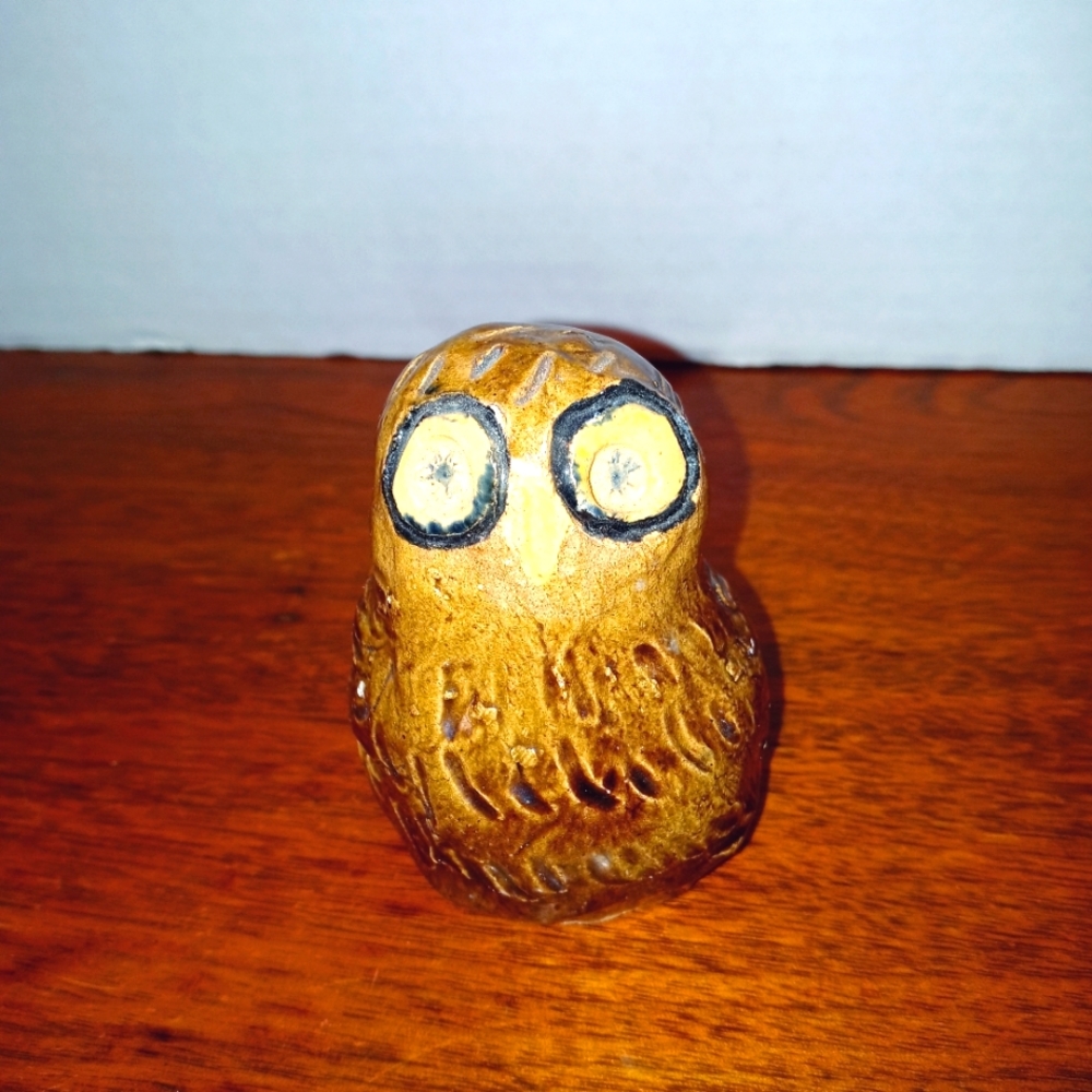 Vintage art pottery 3" Owl